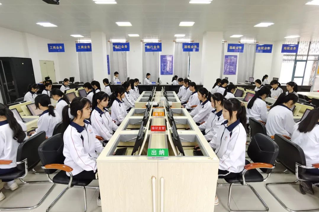 技能成才，未来可期！河源技师学院向高中毕业生、中职中技毕业生发出梦想邀请函.docx_12