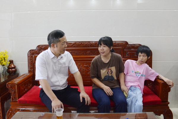 DSC_4325_调整大小.JPG
