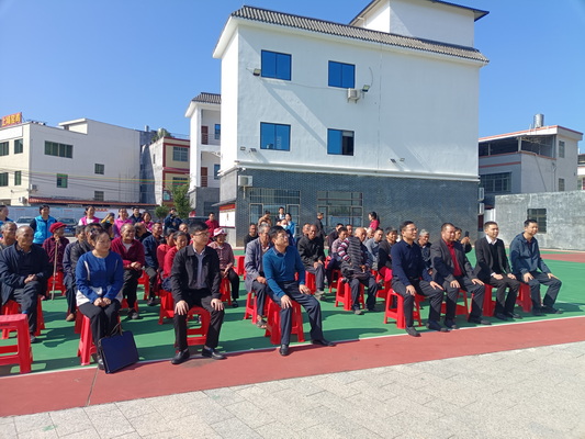 图为慰问活动现场(1)_调整大小.jpg