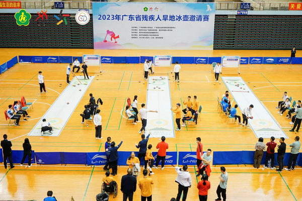 图为活动现场1_调整大小.jpg
