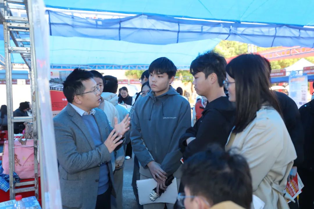 我市集中开展“六进”校园活动，全力促进毕业生高质量就业创业.doc_2