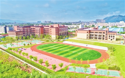 河源新增四所中小学校8160个学位.jpg